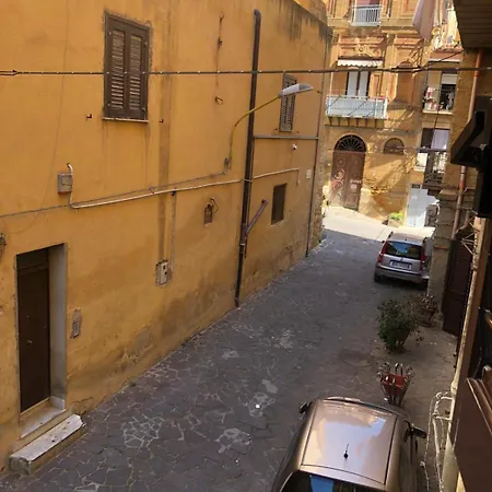 Dareb